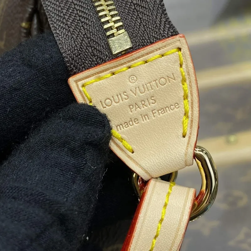 LV M82766 Louis Vuitton Pochette Accessoires Taška