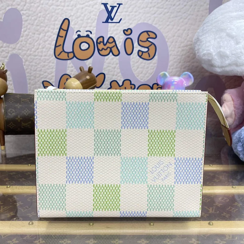 LV N40740 Louis Vuitton Toaletní taška Pistáciově zelená