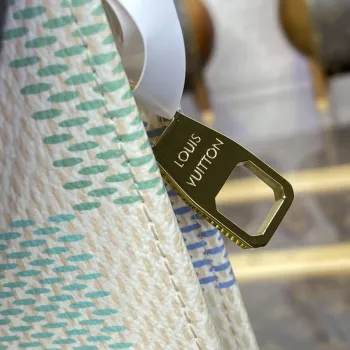 LV N40740 Louis Vuitton Toaletní taška Pistáciově zelená