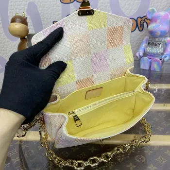 LV N40749 Louis Vuitton Pochette Métis East West Taška Broskvová