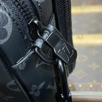 LV M46955 Louis Vuitton Alpha Messenger Bag Černá
