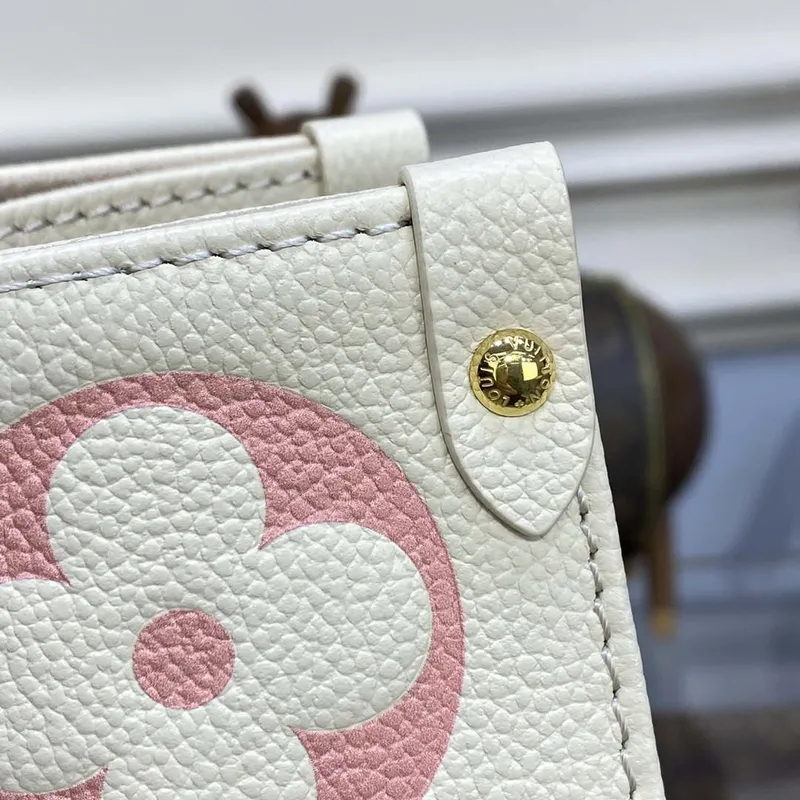 LV M21575 Louis Vuitton OnTheGo MM Bicolor Monogram Empreinte Kůže Latte Růžová