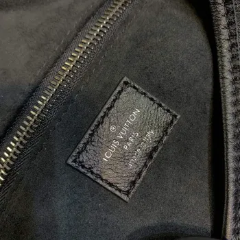 LV M25143 Louis Vuitton CarryAll Dark MM Kabelka Černá