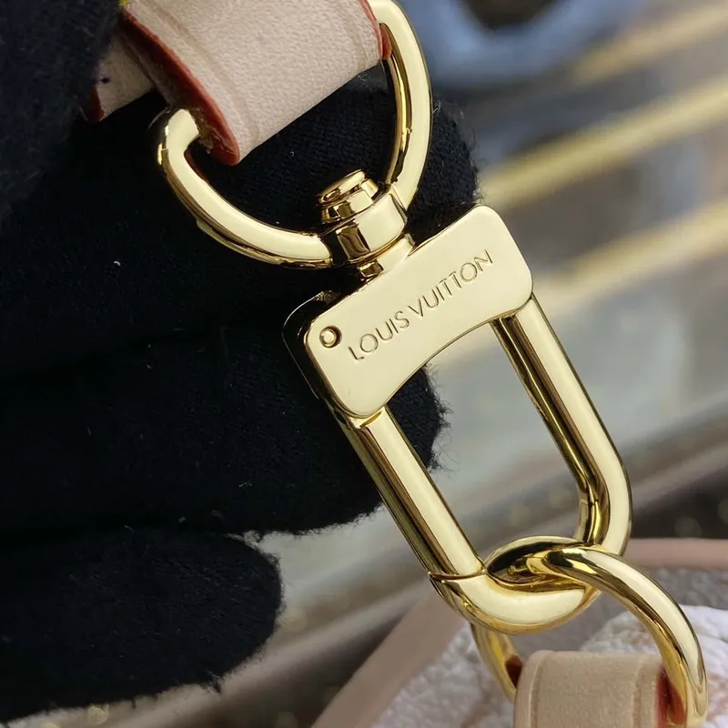 LV M46914 Louis Vuitton Pochette Métis East West Kabelka Jiný Monogram Canvas