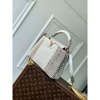 LV M48865 Louis Vuitton Capucines BB Kabelka Himaláje
