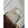 LV M24567 Louis Vuitton Capucines MM Kabelka Galet