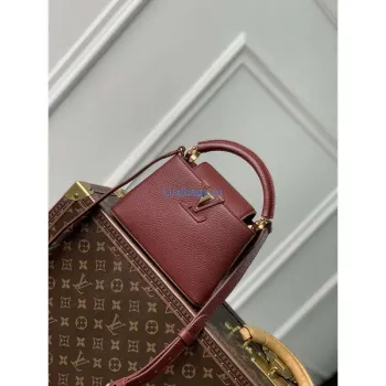 LV M25128 Louis Vuitton Capucines Mini Kabelka Griotte Červená