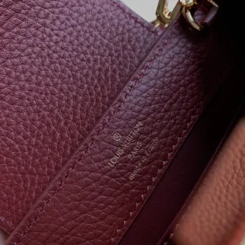 LV M25128 Louis Vuitton Capucines Mini Kabelka Griotte Červená