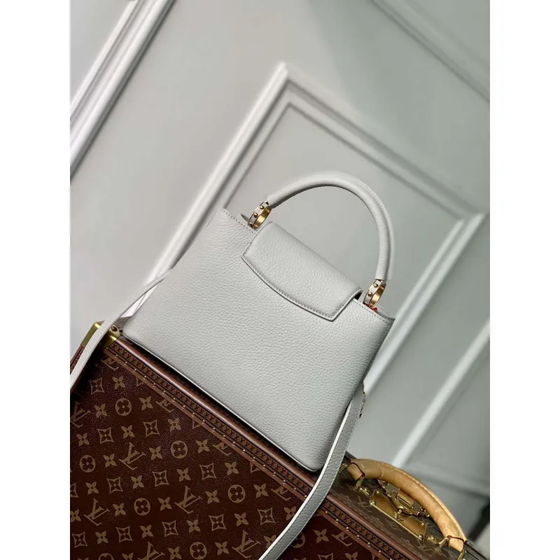 LV M23280 Louis Vuitton Capucines BB Kabelka Ledově šedá