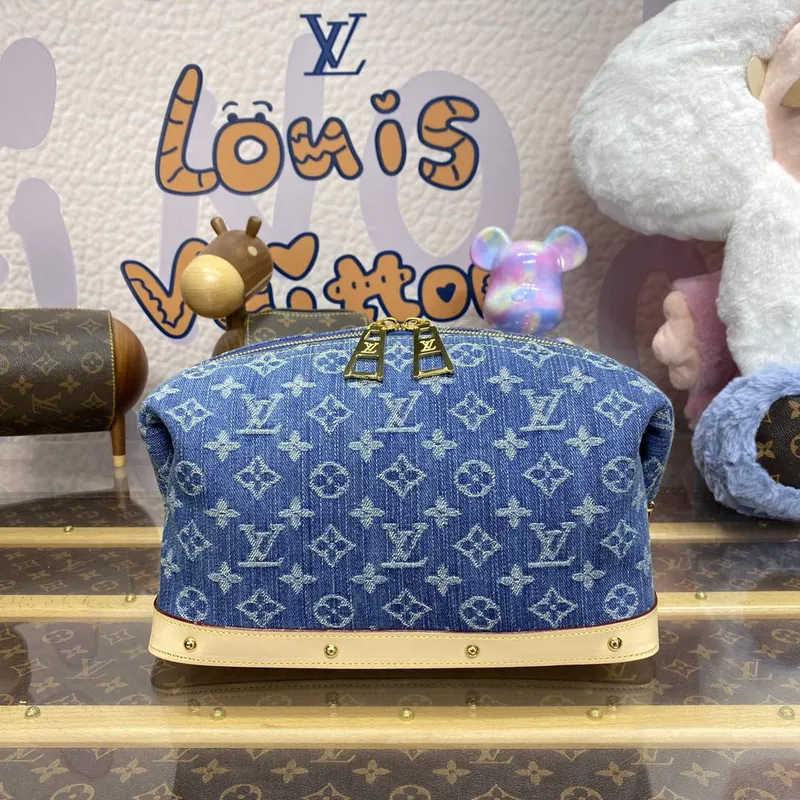 LV M24317 Louis Vuitton Pochette Cosmétique GM Modrá