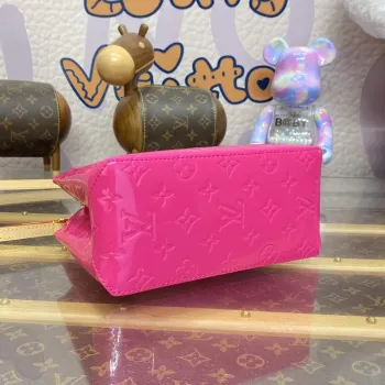LV M24028 Louis Vuitton Reade PM Taška Neon Růžová