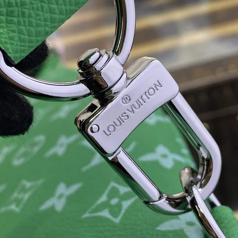 LV M31000 Louis Vuitton Duo Sling Bag Zelená