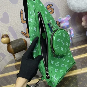 LV M31000 Louis Vuitton Duo Sling Bag Zelená