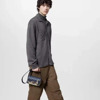 LV M82900 Louis Vuitton Steamer Wearable Wallet Ink Blue