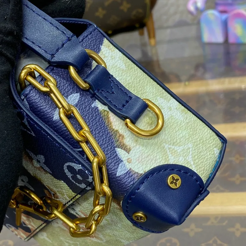 LV M82900 Louis Vuitton Steamer Wearable Wallet Ink Blue