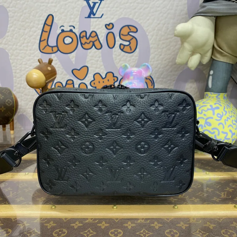 LV M23742 Louis Vuitton Steamer Messenger Bag Taurillon Monogram embosovaná hovězí kůže