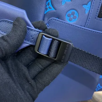 LV M46557 Louis Vuitton Objevovací batoh Modrý