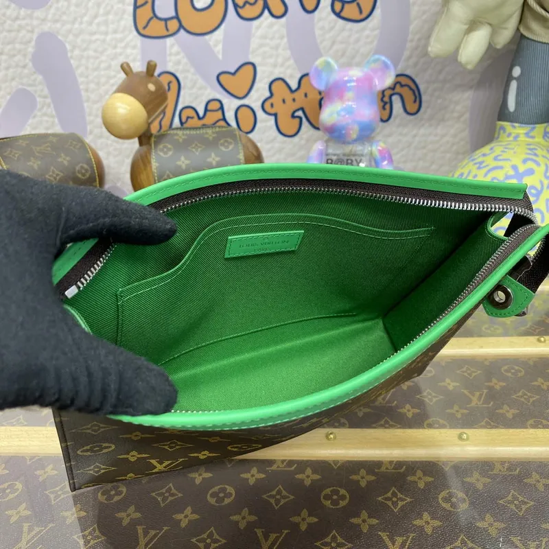 LV M82854 Louis Vuitton Pochette Voyage MM Taška Zelená