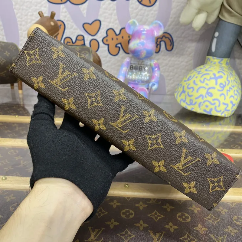 LV M82857 Louis Vuitton Pochette Voyage MM Taška Červená
