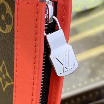 LV M82857 Louis Vuitton Pochette Voyage MM Taška Červená
