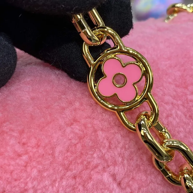 Louis Vuitton LV M21320 Twist MM Kabelka Růžová