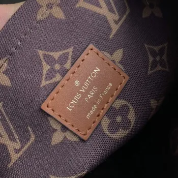 Louis Vuitton LV M23384 Batoh Krémová/Hnědá