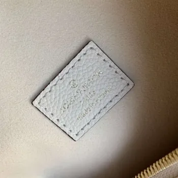 Louis Vuitton LV M46739 Loop Hobo Taška Monogram Empreinte Béžová