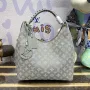 LV M23396 Louis Vuitton Carmel Hobo taška Mahina kůže šedá