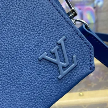 LV M82804 Louis Vuitton Fastline Wearable Wallet Tmavě modrá
