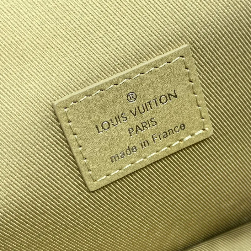 LV M82281 Louis Vuitton Fastline Wearable Wallet Sage
