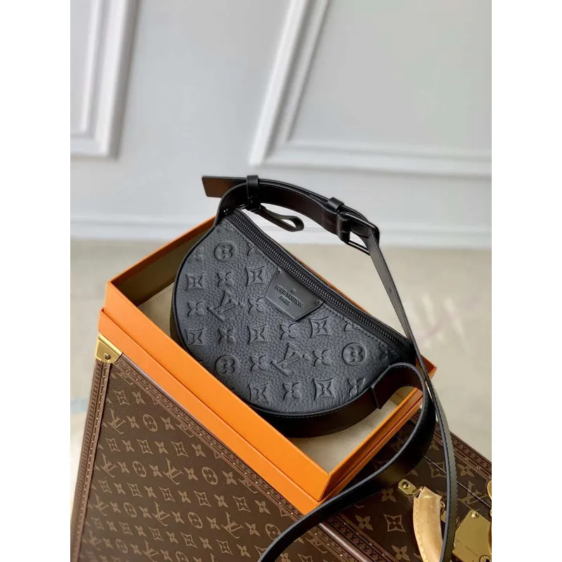 LV M23835 Louis Vuitton LV Moon Crossbody Černá