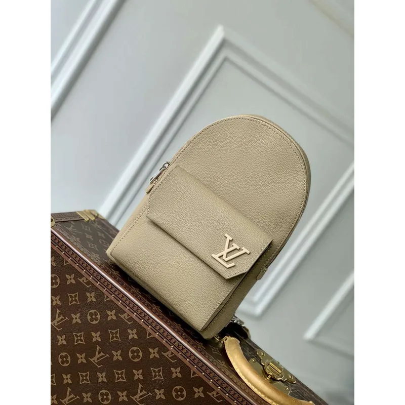 LV M23765 Louis Vuitton Pilot Slingbag Sable Beige