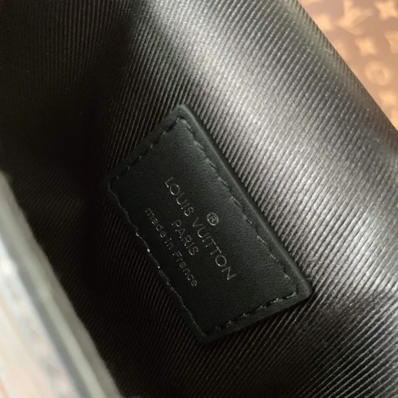 LV M23837 Louis Vuitton Micro Steamer Wallet Černá