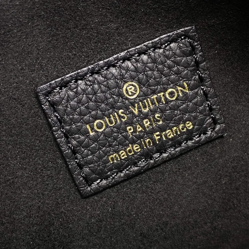 LV M22311 Louis Vuitton Lock & Go Kabelka Černá