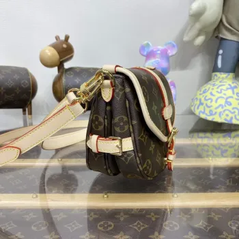 LV M46740 Louis Vuitton Saumur BB Sada taška Hnědá