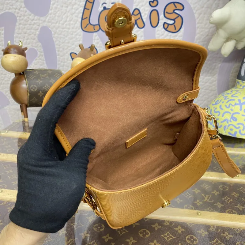 LV M23471 Louis Vuitton Saumur BB Saddle Bag Safran Brown