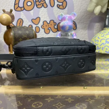 LV M82544 Louis Vuitton Nano Alpha Bag černé embosování