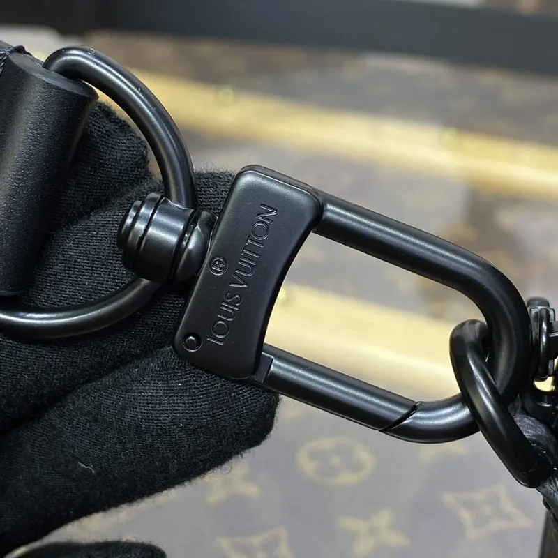 LV M82542 Louis Vuitton Nano Alpha Bag Černá