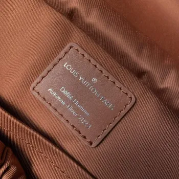 LV M23099 Louis Vuitton Batoh Montsouris Taška Cognac