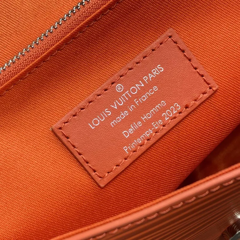 LV M23097 Louis Vuitton Montsouris Messenger Bag Oranžová