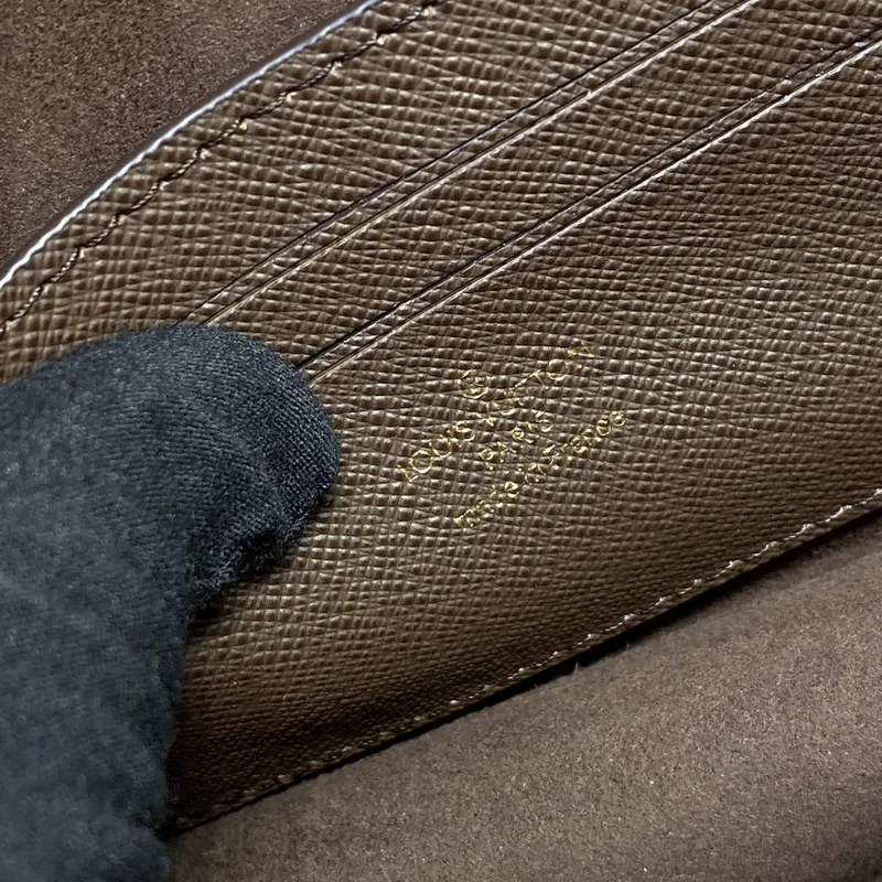 LV M82509 Peněženka na řetízku Louis Vuitton Lily Bag