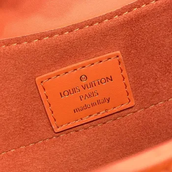 LV M22723 Louis Vuitton Taška Hide and Seek Oranžová
