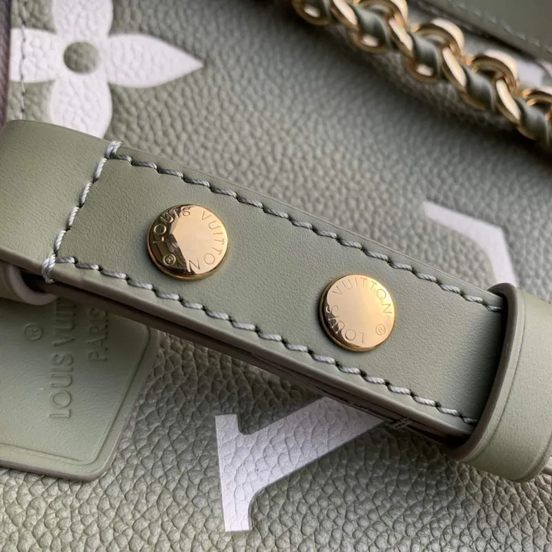 LV M80399 Louis Vuitton Multi Pochette Accessoires Taška Zelená tráva