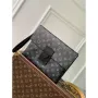 LV M82598 Louis Vuitton Pochette S Lock Černá