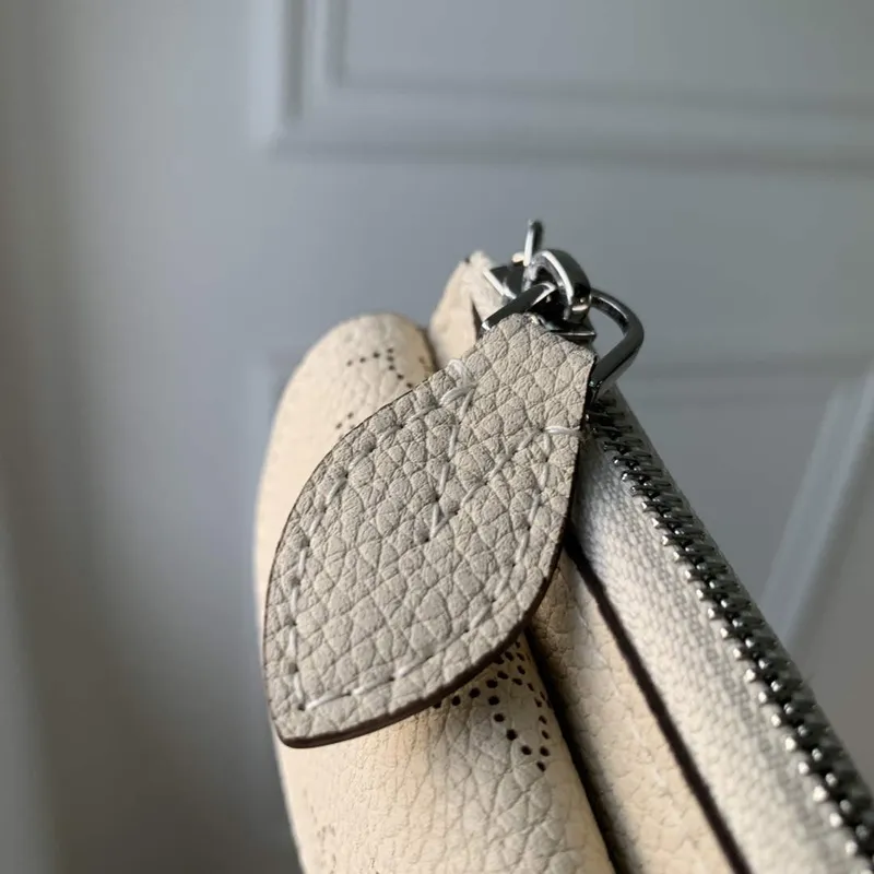 LV M81287 Louis Vuitton Držák karet Recto Verso Béžový