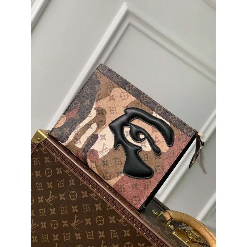 LV M82589 Louis Vuitton Pochette Voyage Hnědá