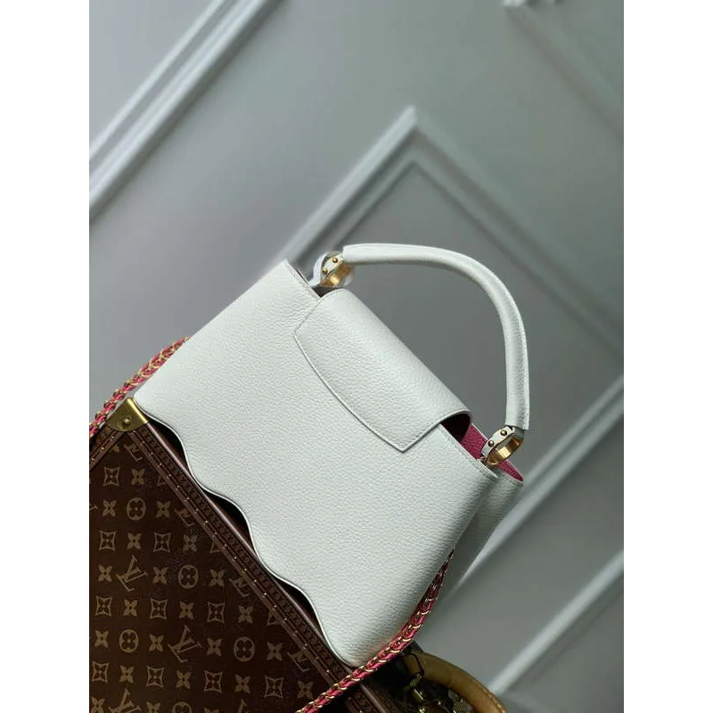 LV M22121 Louis Vuitton Capucines MM Kabelka Sněhově Bílá