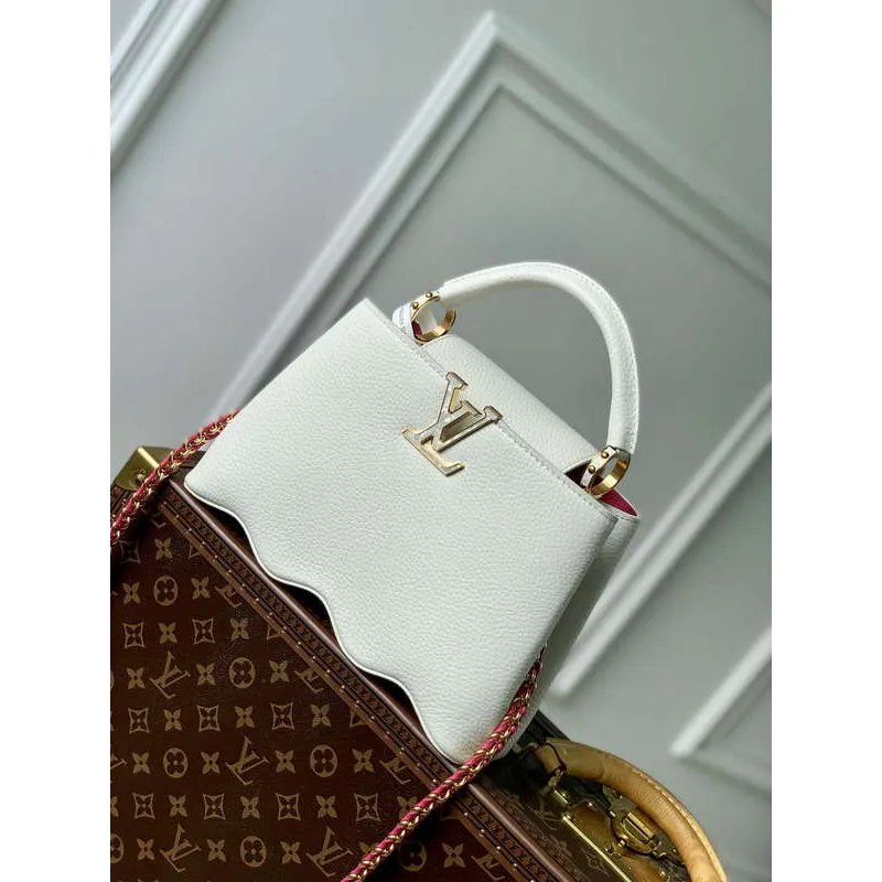 LV M22121 Louis Vuitton Capucines BB Kabelka Sněhově Bílá