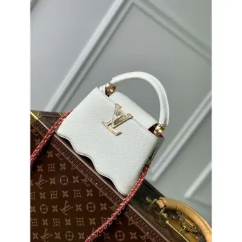 LV M22121 Louis Vuitton Capucines Mini Kabelka Sněhově Bílá