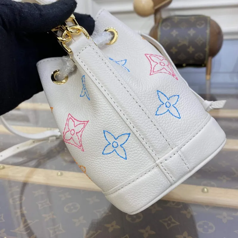 LV M23088 Louis Vuitton Nano Noé Kabelka Béžová